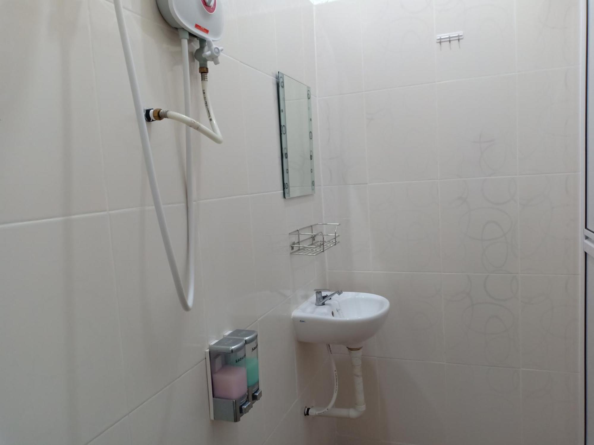 Cityscape Lodge - Penginapan Bajet Yang Mudah, Selesa & Selamat Dengan Wifi Dan Parkir Percuma Serta Layanan Mesra Tambah Servis Memuaskan 卢穆特 外观 照片